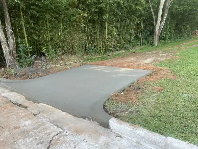 Concrete driveway poured by Ace Concrete Construction