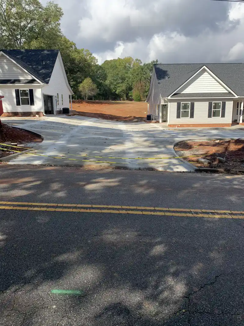 Concrete driveway poured by Ace Concrete Construction